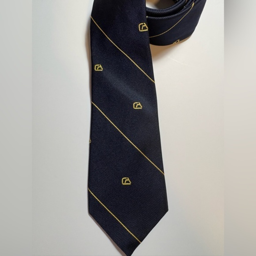 Watson Brothers 100% Silk Navy Blue Tie Yellow Pattern 2.75”